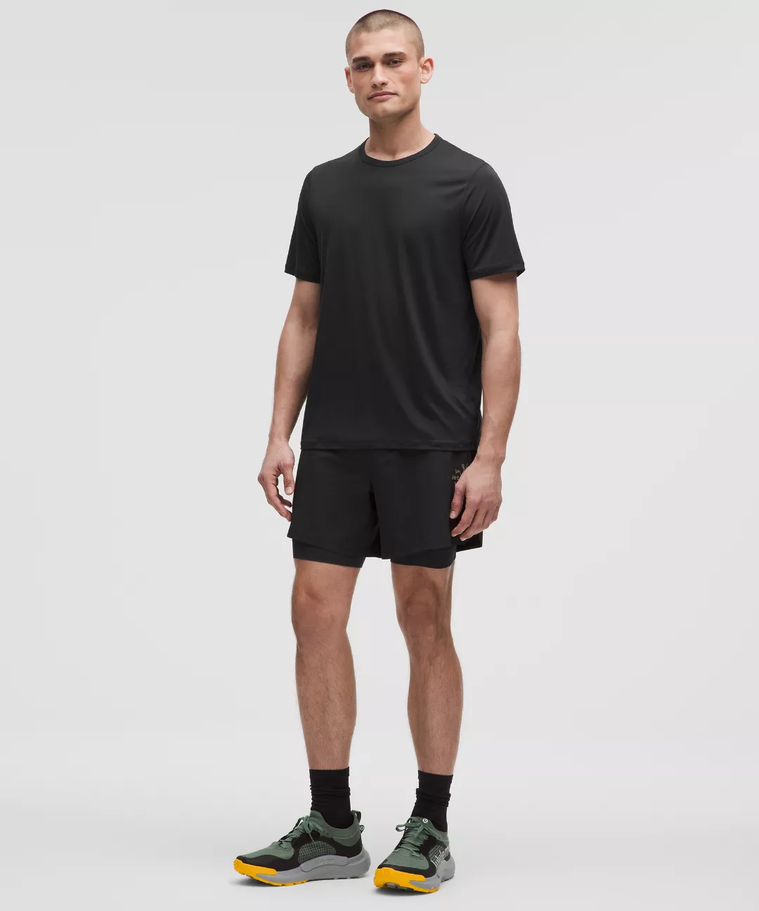 Multi-Pocket Trail Running Short 6"