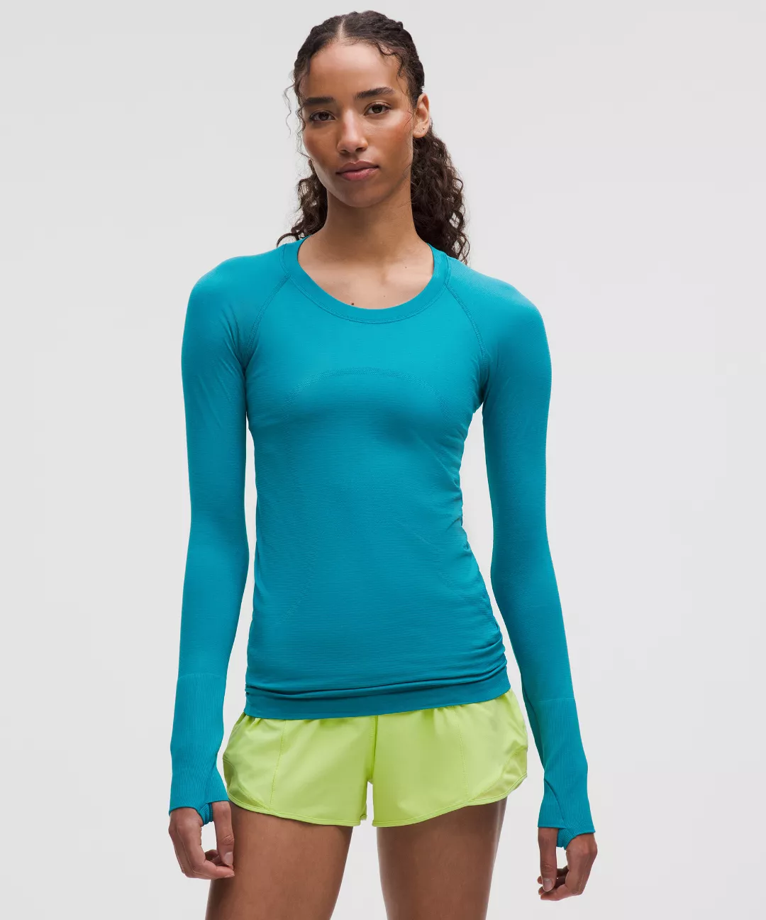 Swiftly Tech Long-Sleeve Shirt 2.0 *Hip Length