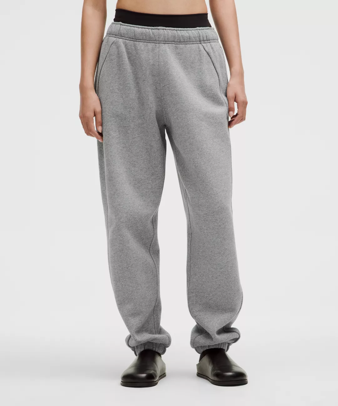 Scuba Mid-Rise Oversized Jogger *Tall