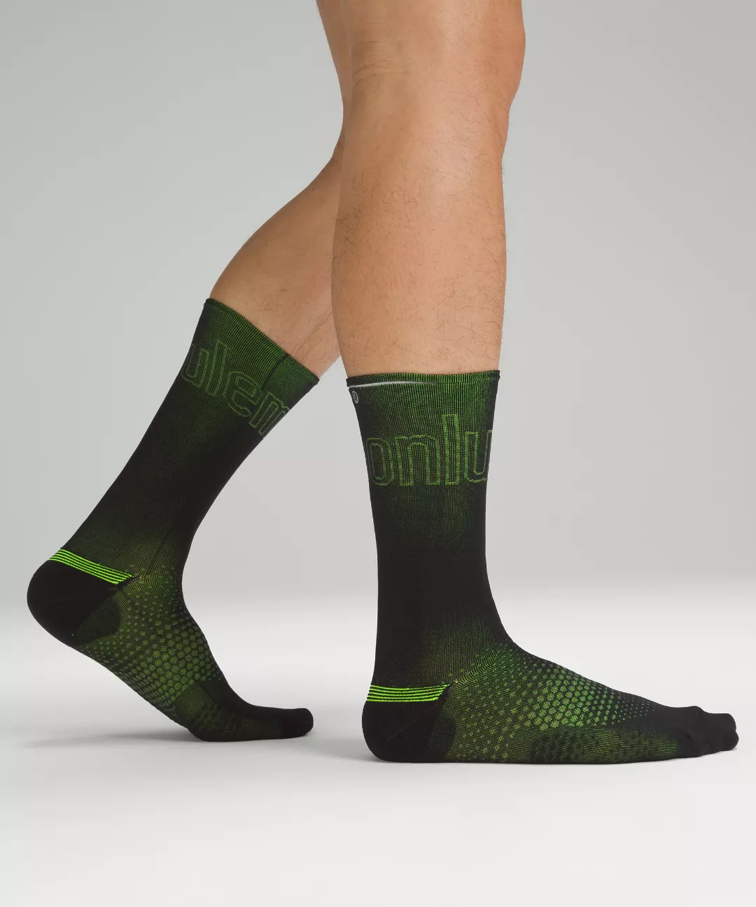 Men's MacroPillow Crew Running Socks *Medium Cushioning