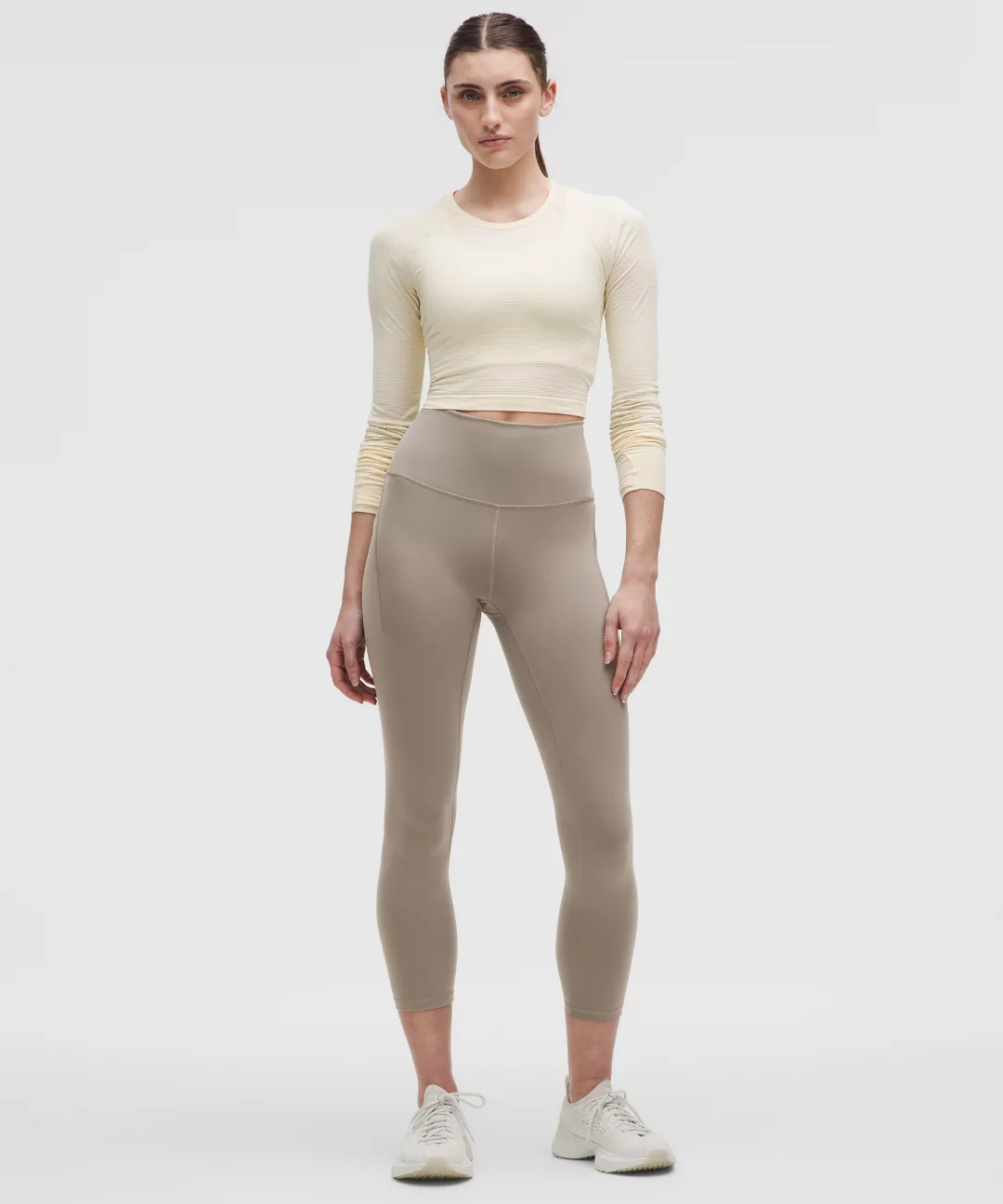 Wunder Train High-Rise Crop with Pockets 23"