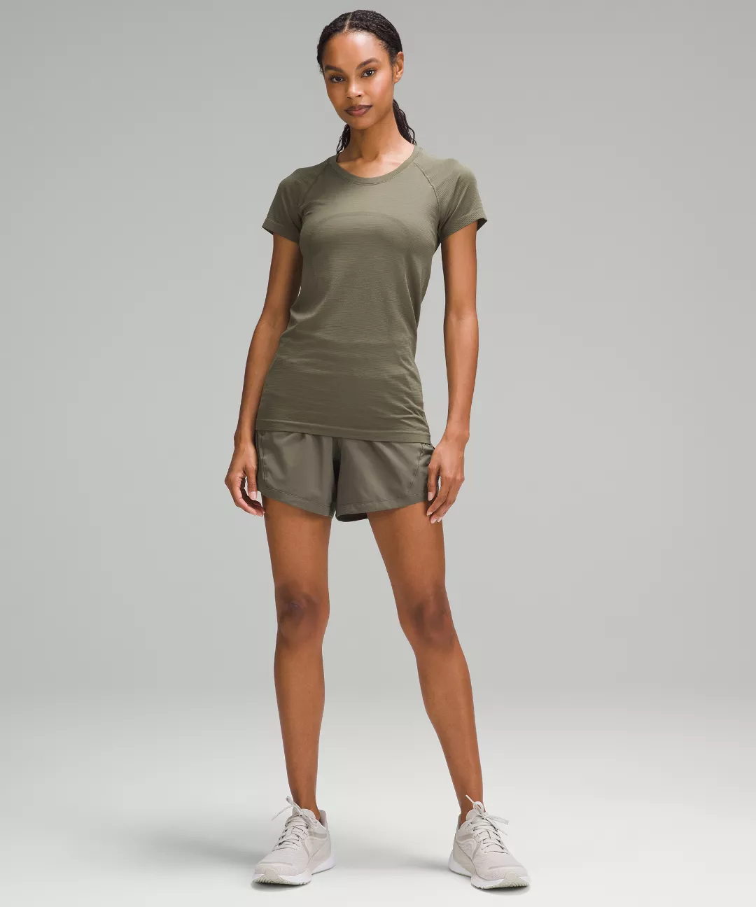 Swiftly Tech Short-Sleeve Shirt 2.0 *Hip Length