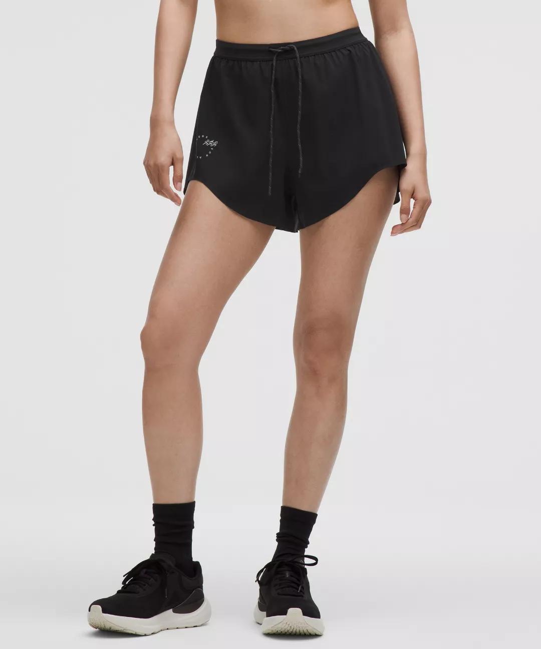 Mile Maker Run Crew Graphic Woven High-Rise Short 3"