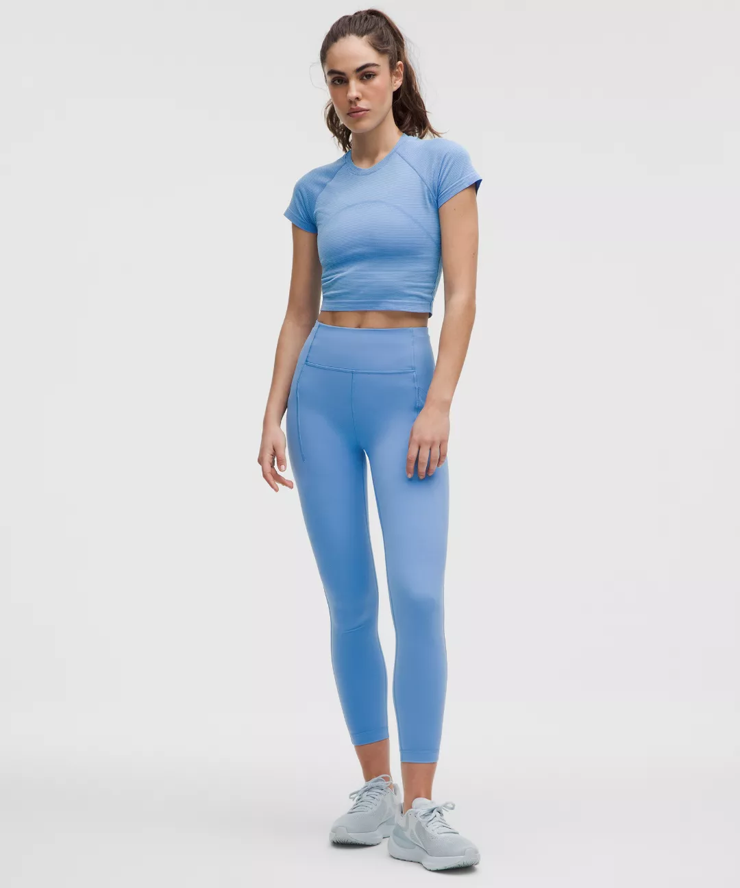 Swiftly Tech Cropped Short-Sleeve Shirt 2.0