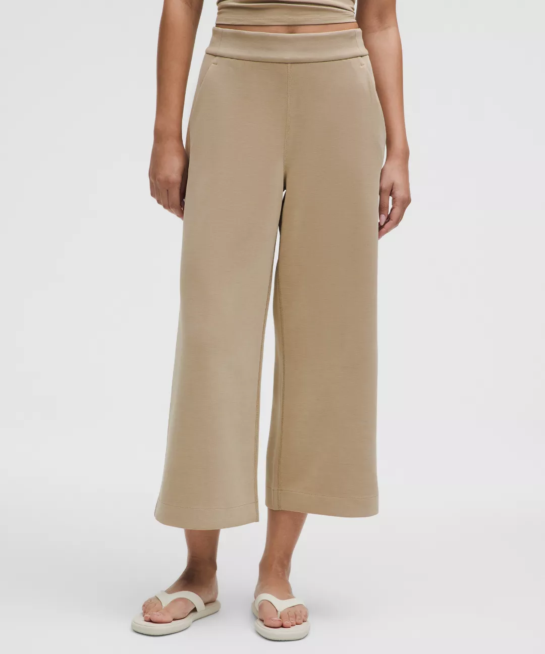 Softstreme High-Rise Wide-Leg Cropped Pant