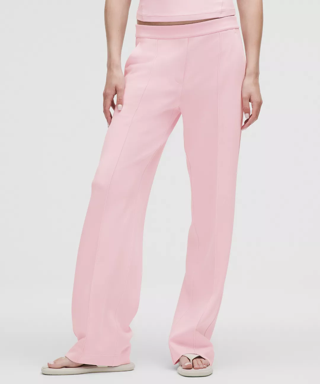 Softstreme Pintuck Mid-Rise Pant *Short