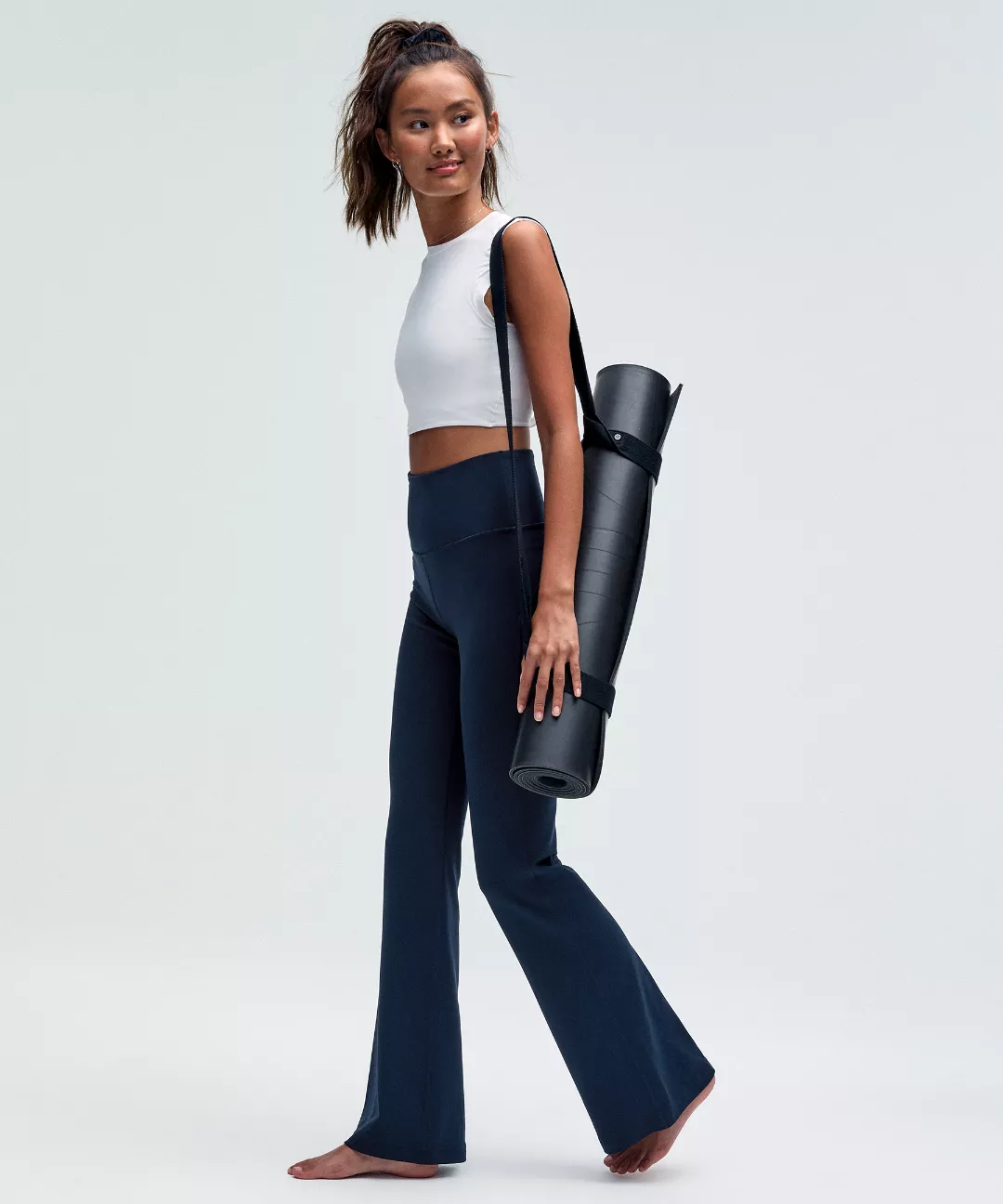 Groove Nulu Super-High-Rise Flared Pant *Short
