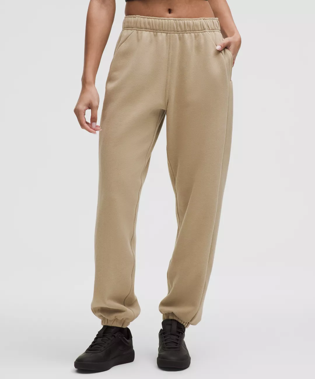 Scuba Mid-Rise Oversized Jogger *Short
