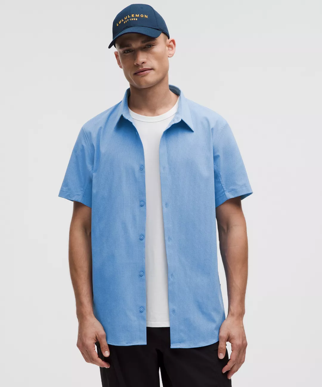 Airing Easy Short-Sleeve Shirt