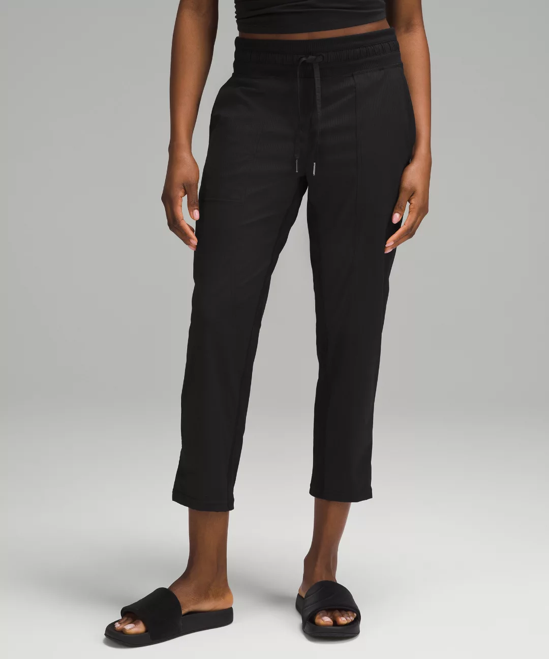 Dance Studio Mid-Rise Cropped Pant