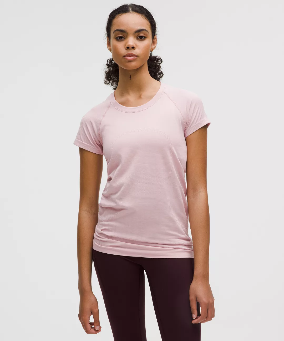 Swiftly Tech Short-Sleeve Shirt 2.0 *Hip Length