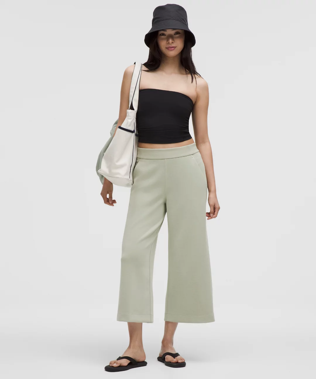 Softstreme High-Rise Wide-Leg Cropped Pant