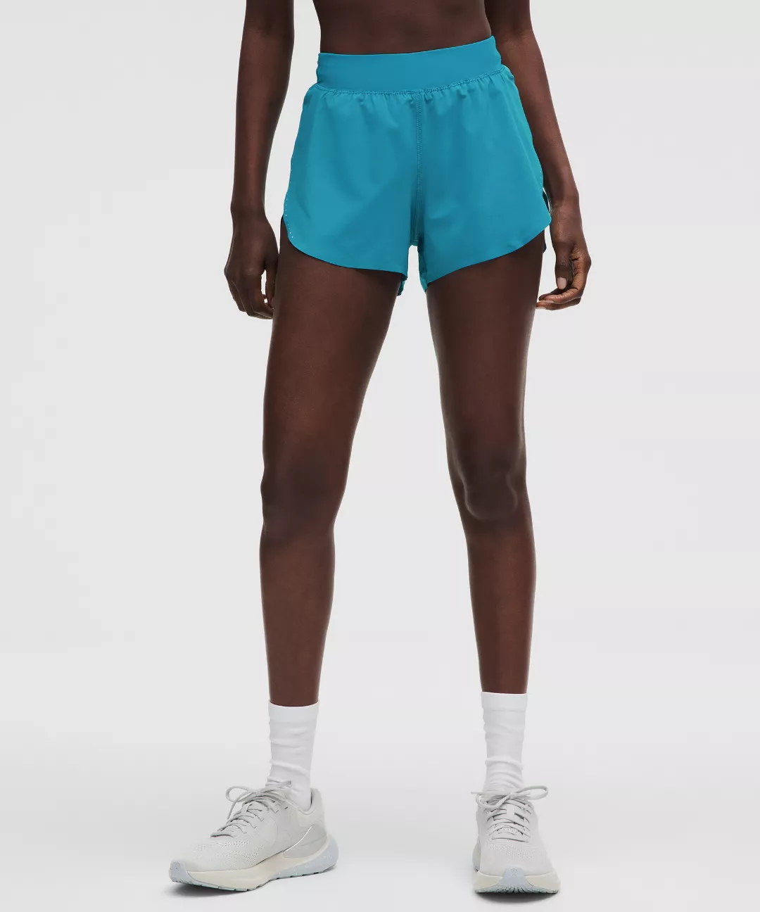 Fast and Free High-Rise Classic-Fit Split Short 3"