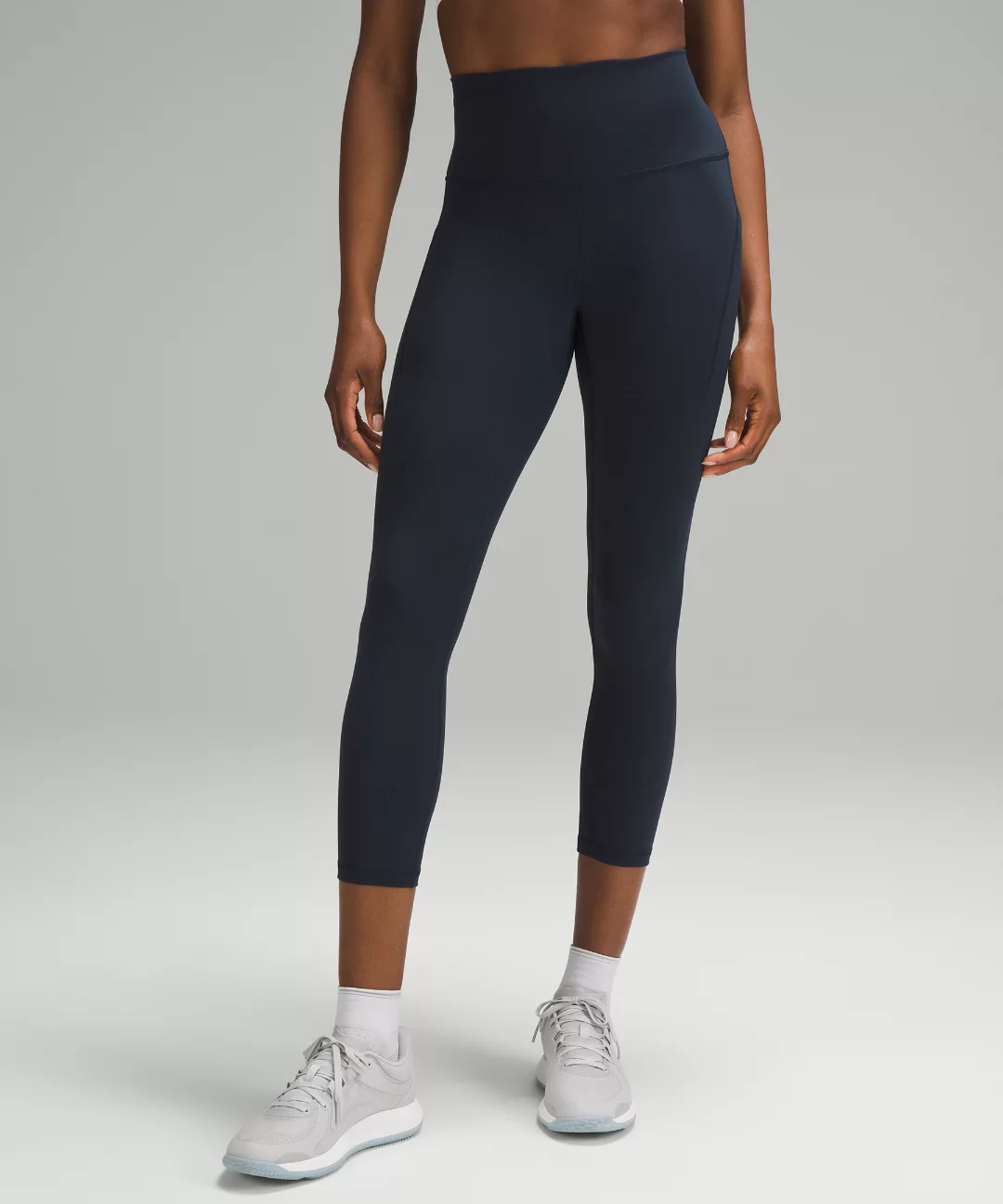 Wunder Train High-Rise Crop with Pockets 23"