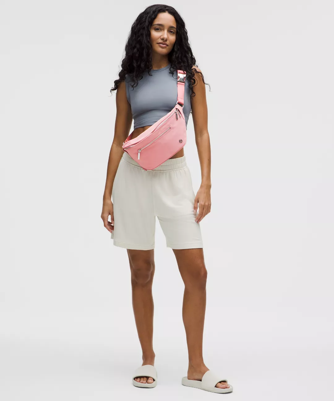 City Essentials Belt Bag 3L