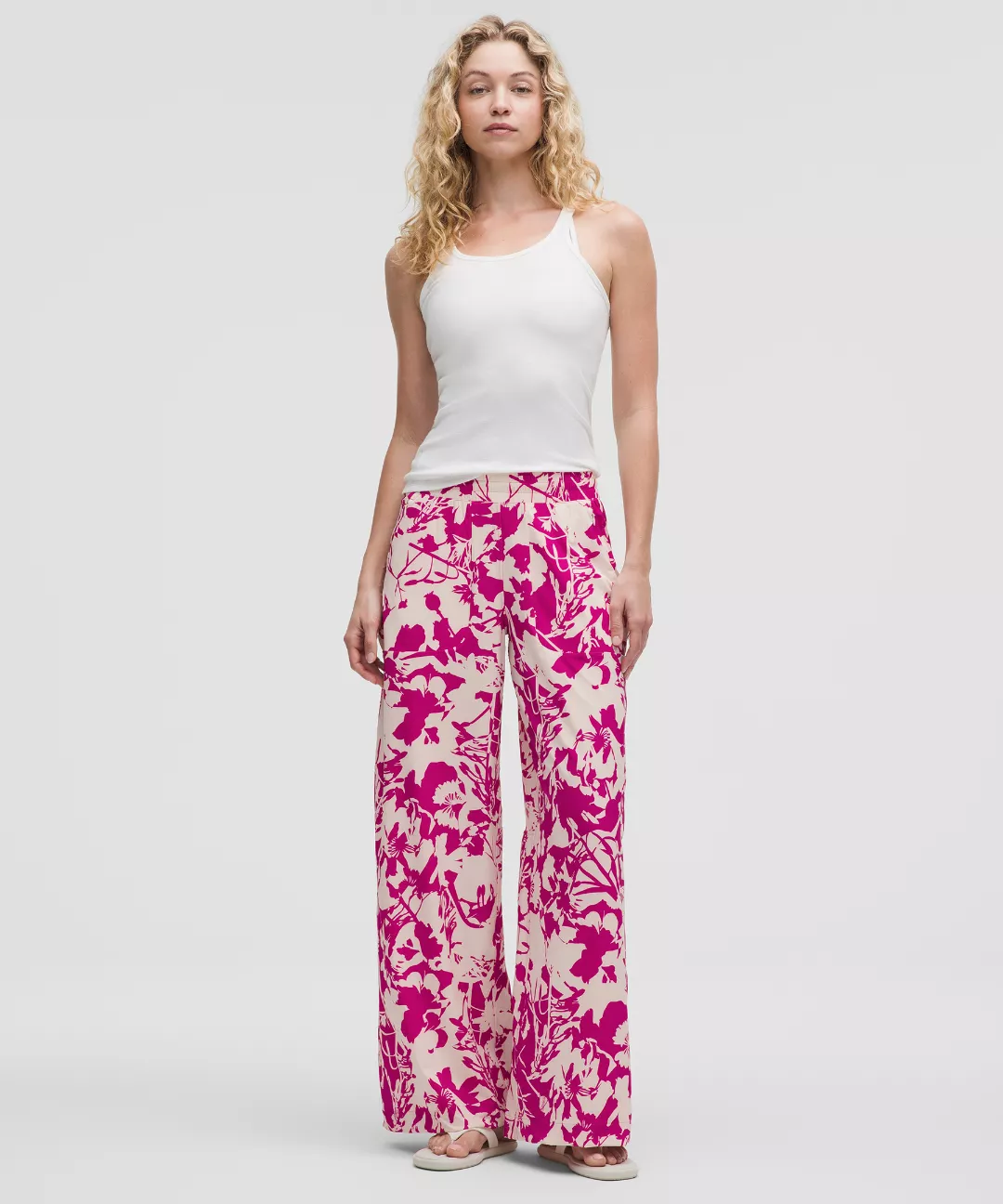 Swift Mid-Rise Wide-Leg Pant