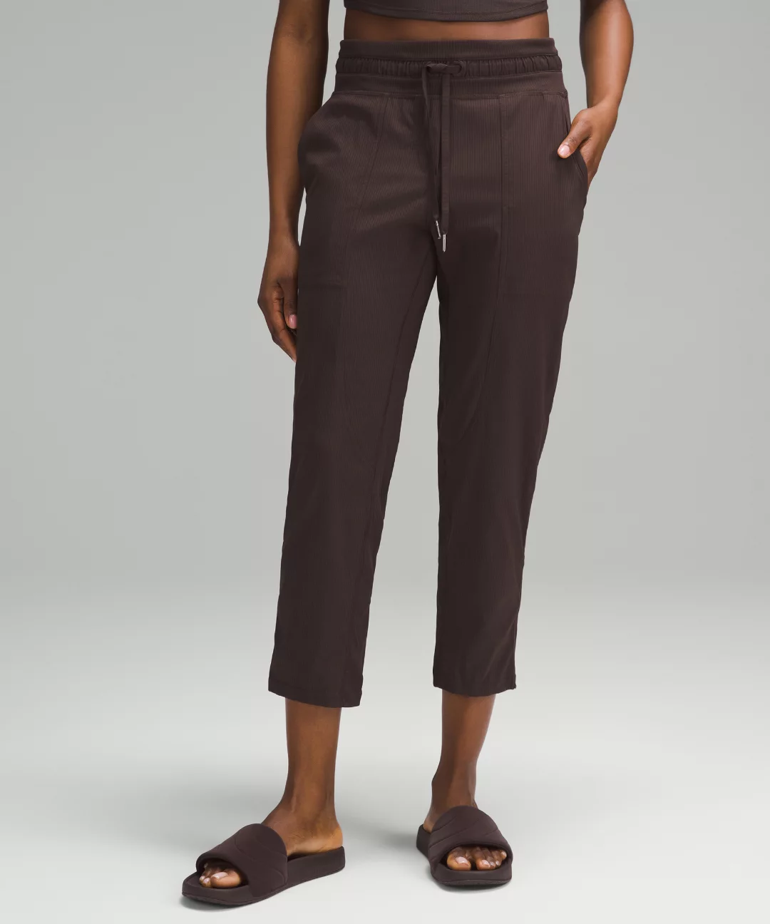 Dance Studio Mid-Rise Cropped Pant