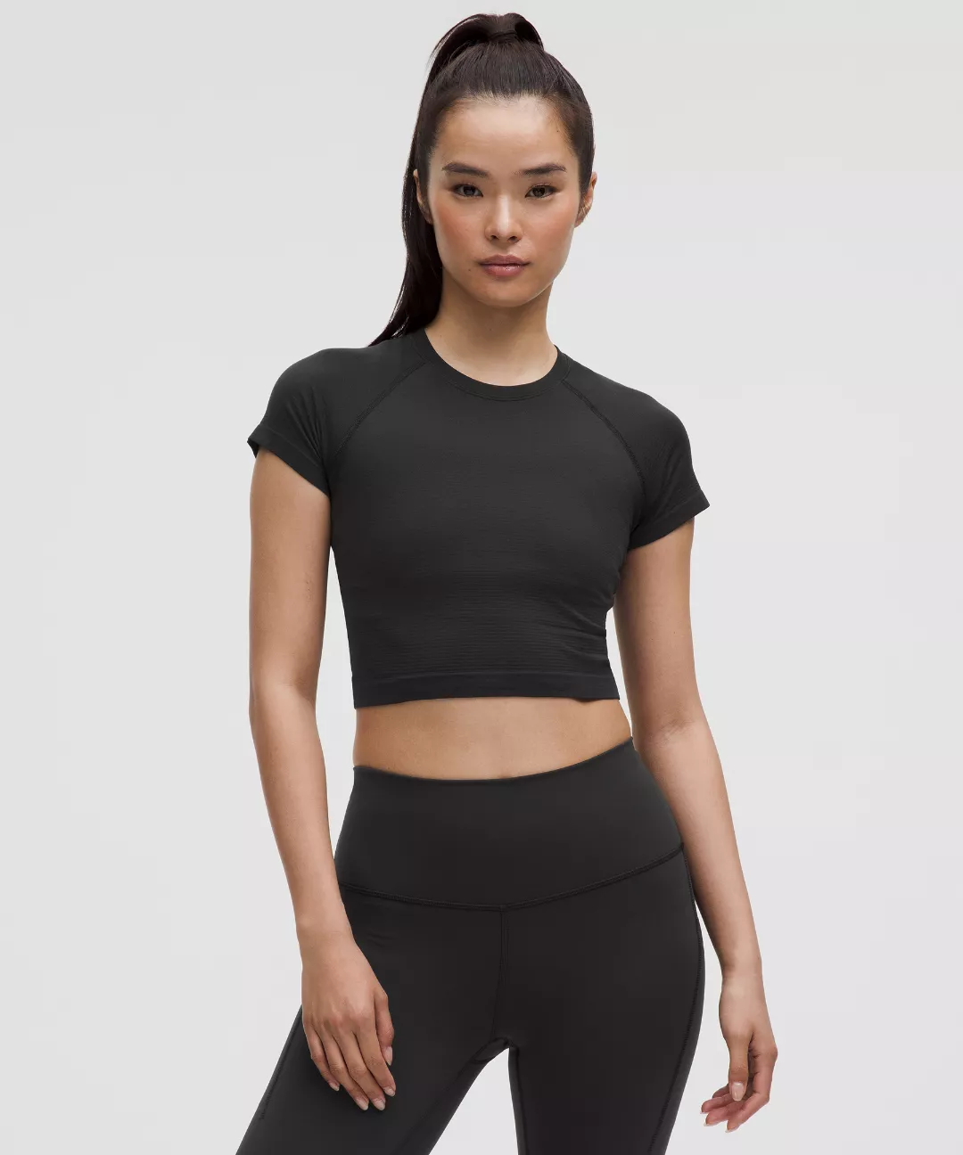 Swiftly Tech Cropped Short-Sleeve Shirt 2.0