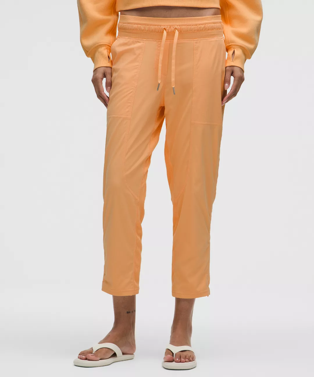 Dance Studio Mid-Rise Cropped Pant