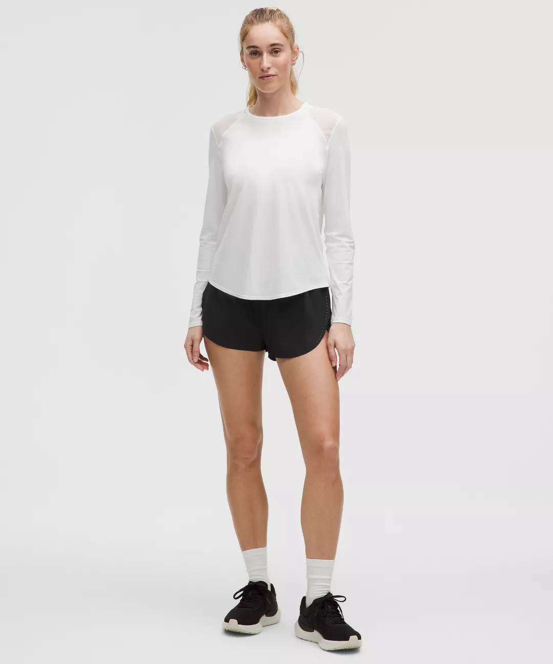 Fast and Free High-Rise Classic-Fit Split Short 3"