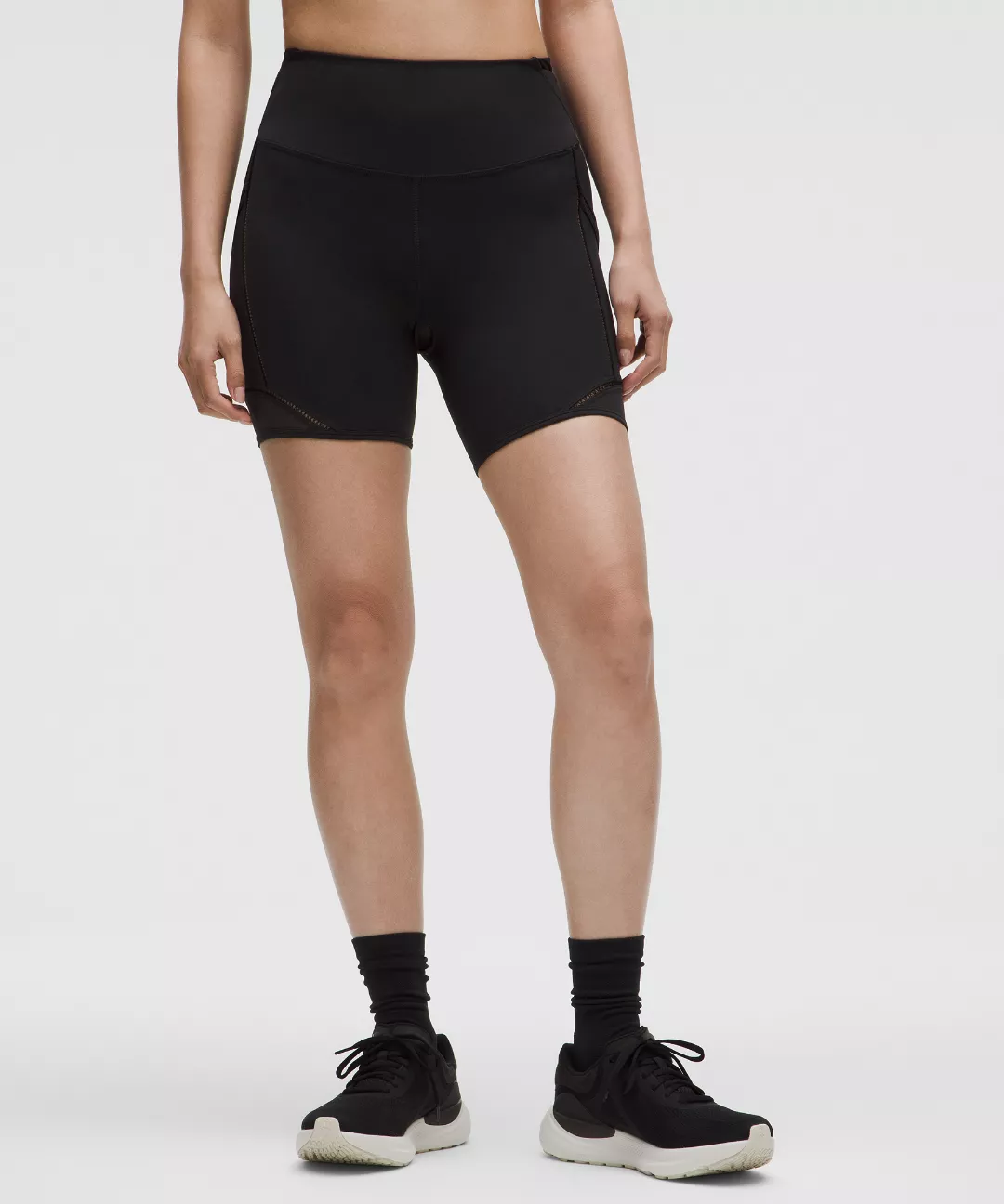 Fast and Free High-Rise Lace Trim Short 6"