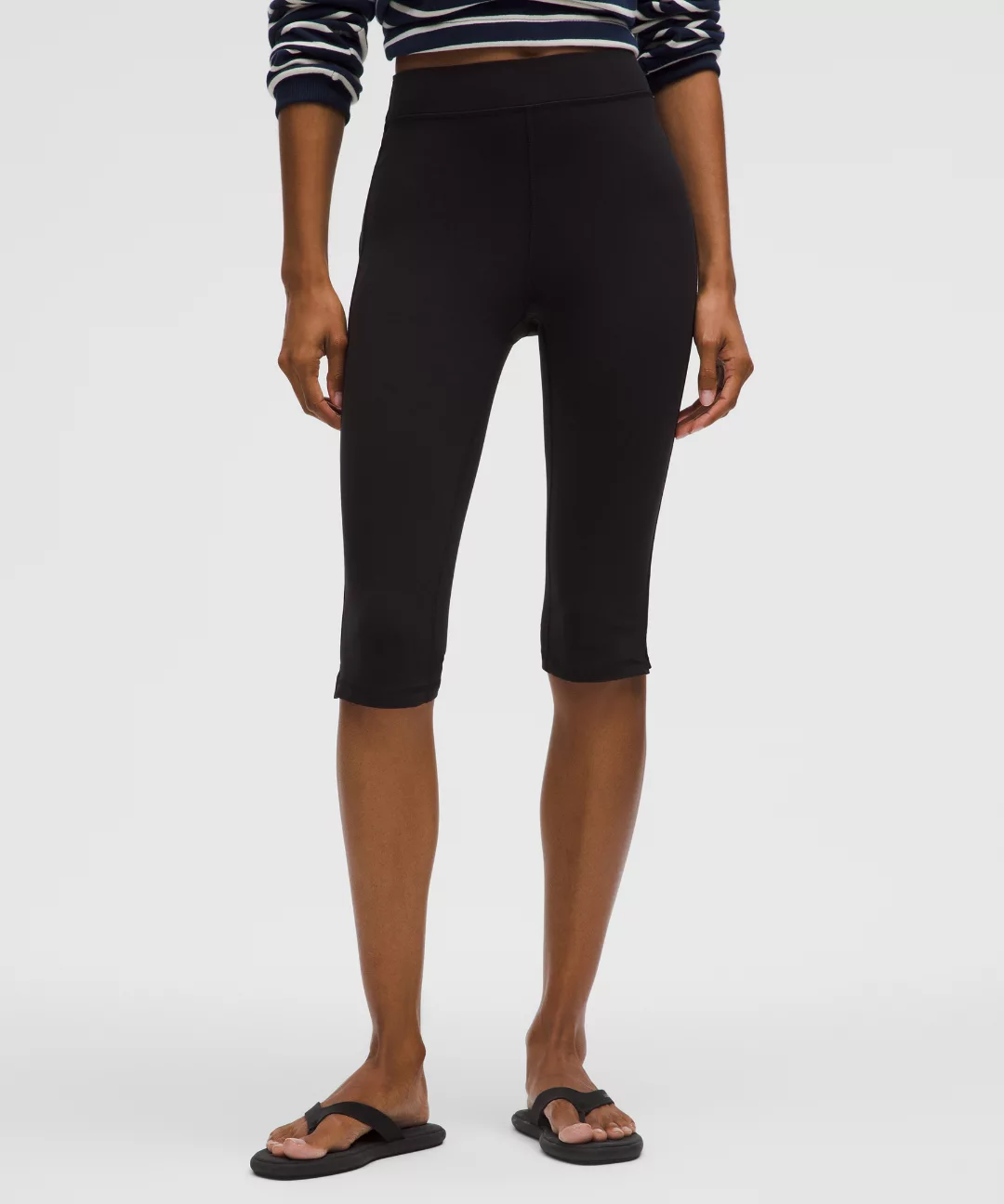 Groove High-Rise Notched-Hem Crop 15"