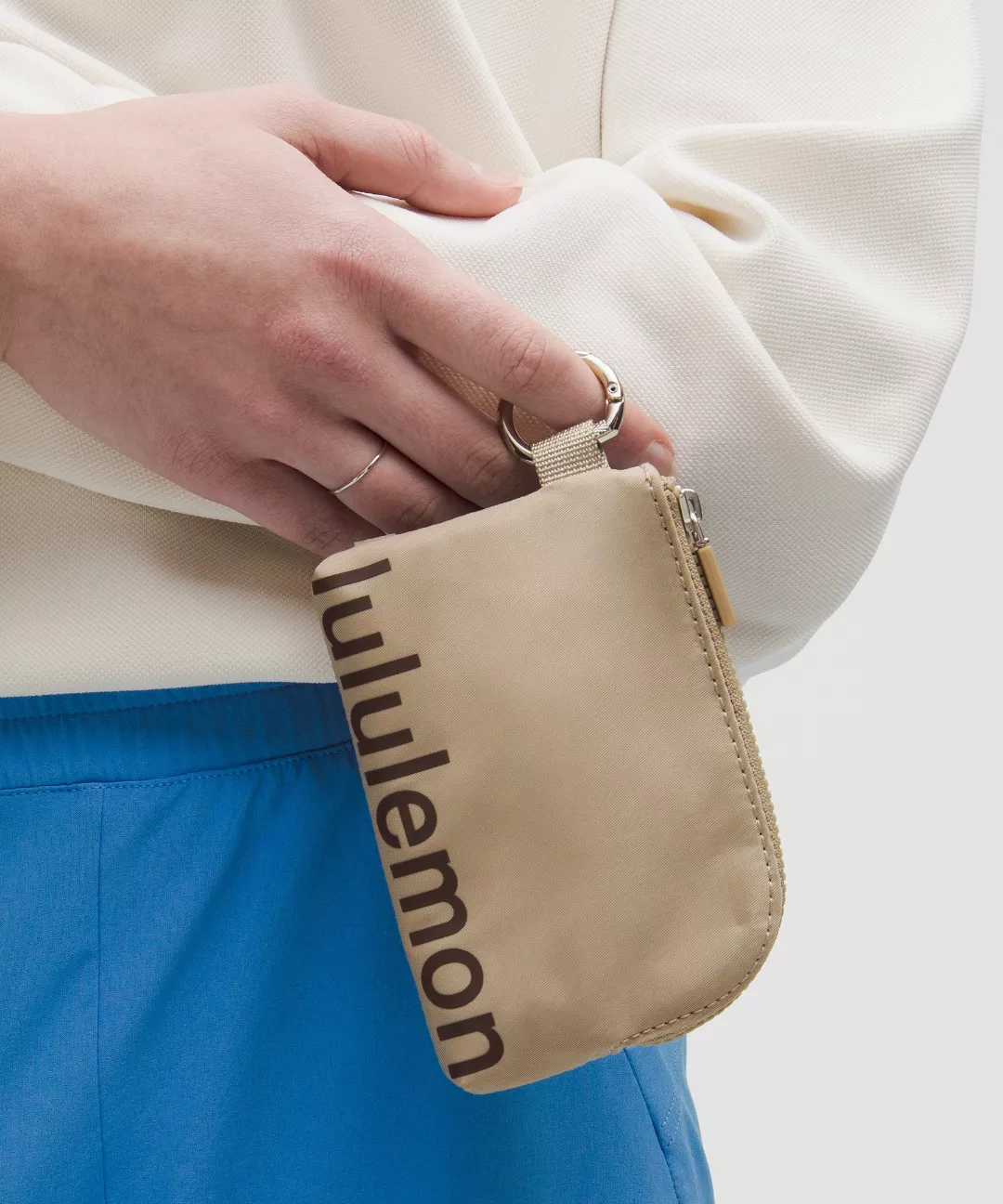 Clippable Card Pouch