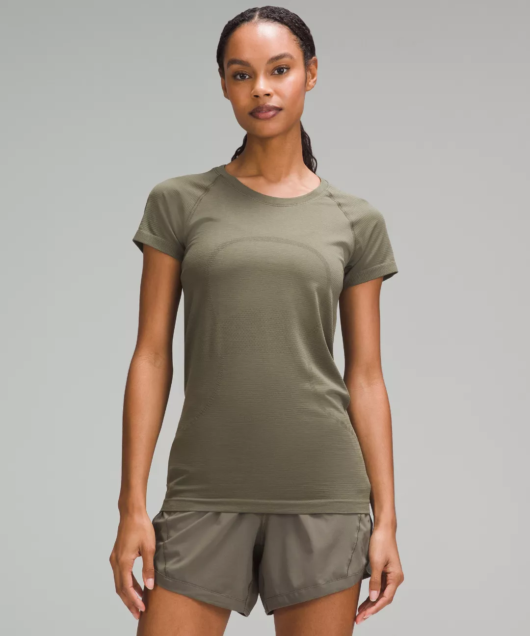 Swiftly Tech Short-Sleeve Shirt 2.0 *Hip Length