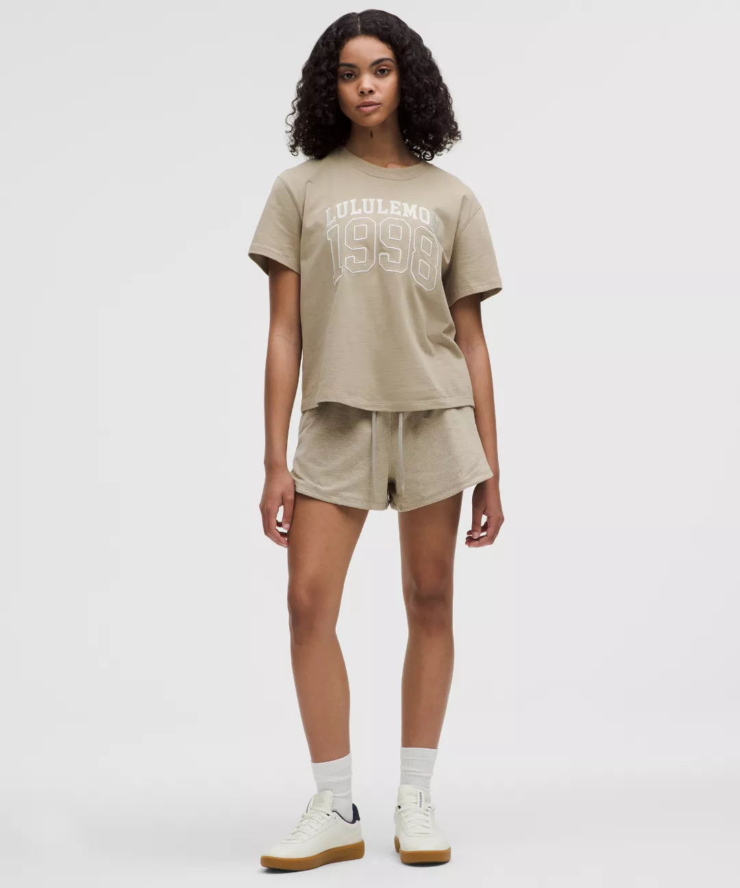 Soft Jersey Mid-Rise Curved-Hem Short 3"