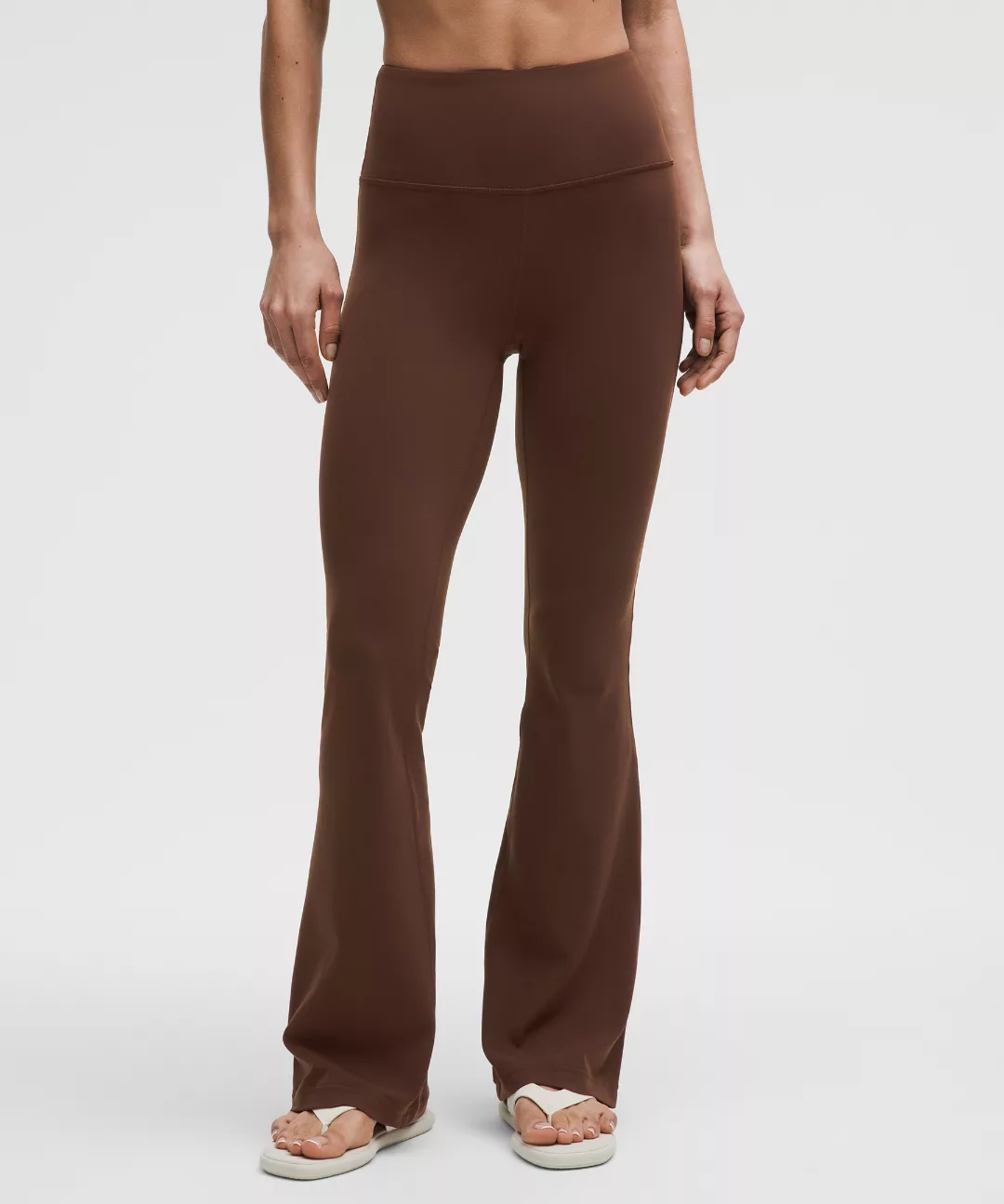Groove Nulu Super-High-Rise Flared Pant *Short