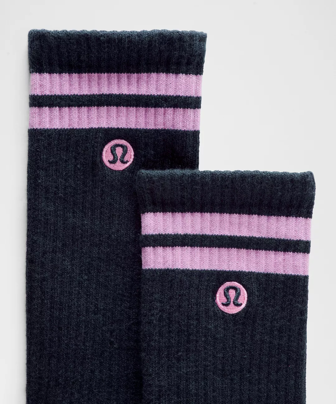 Unisex Daily Essential Crew Socks *Stripe