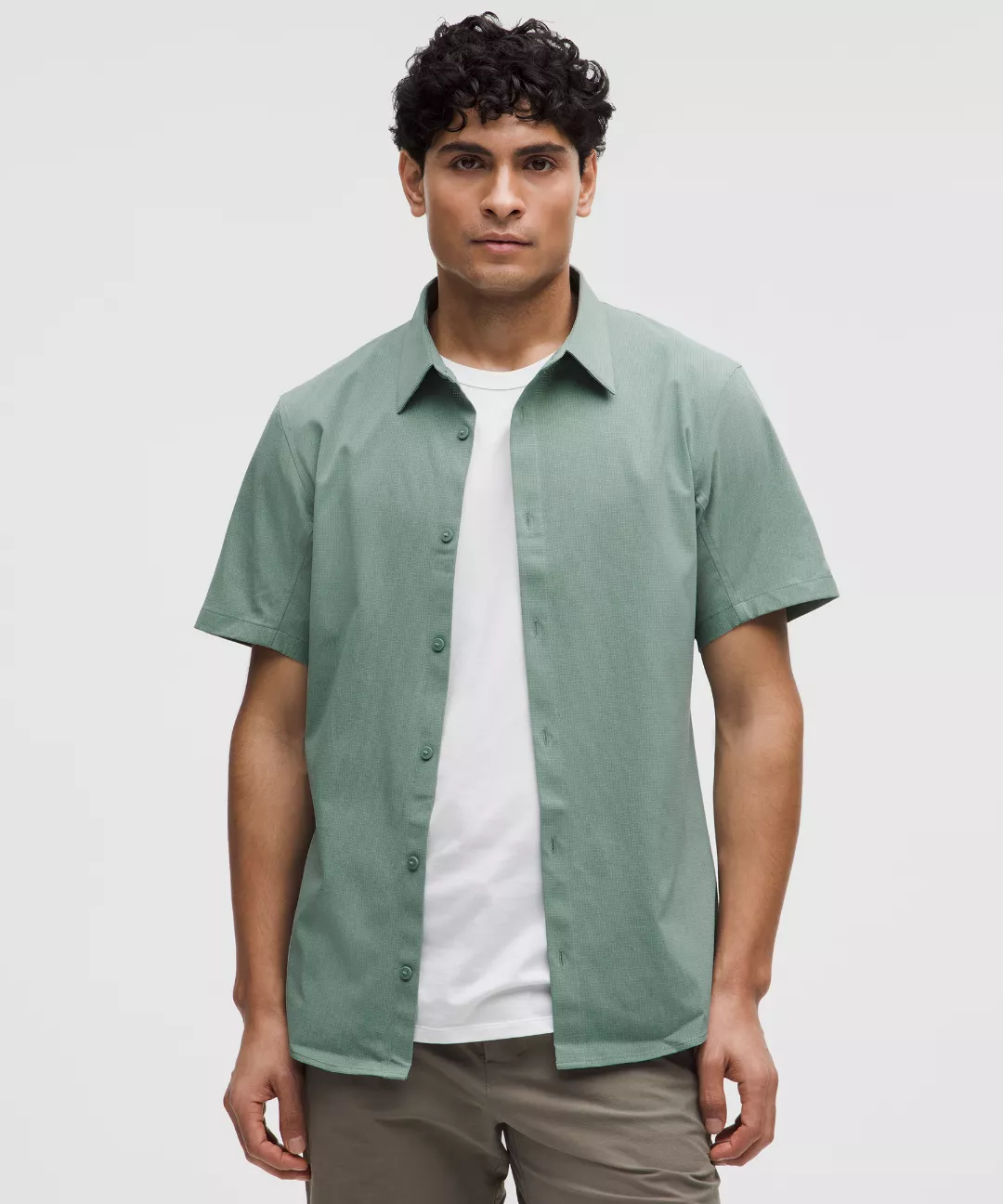 Airing Easy Short-Sleeve Shirt