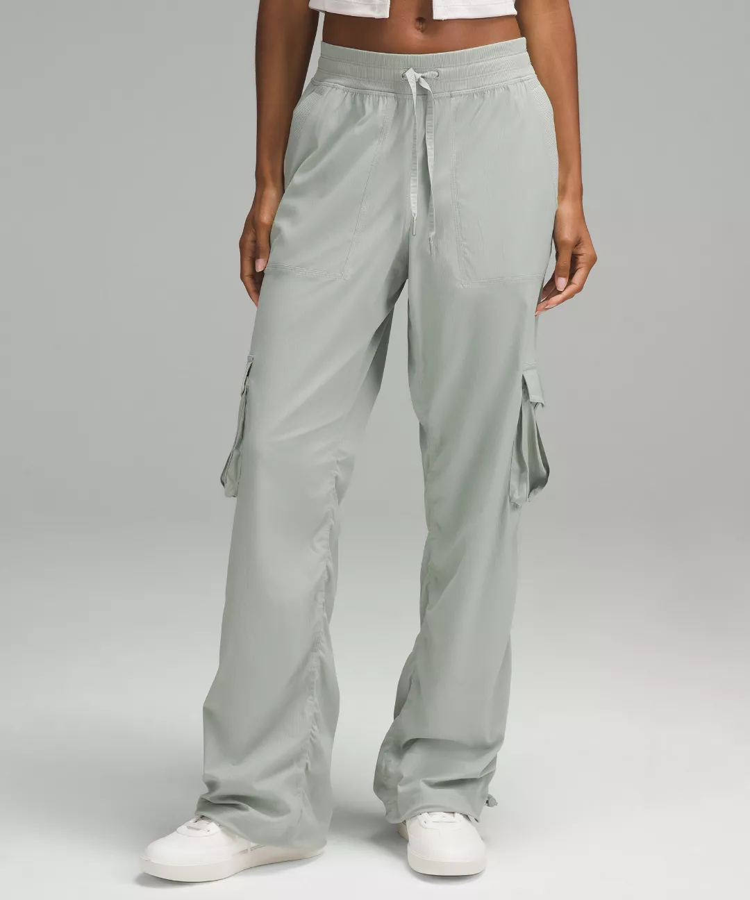 Dance Studio Relaxed-Fit Mid-Rise Cargo Pant