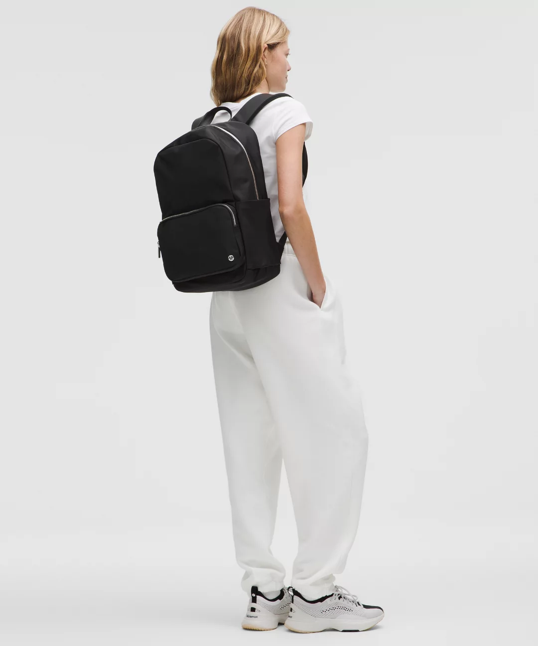 Everywhere Backpack 22L *Metal Hardware