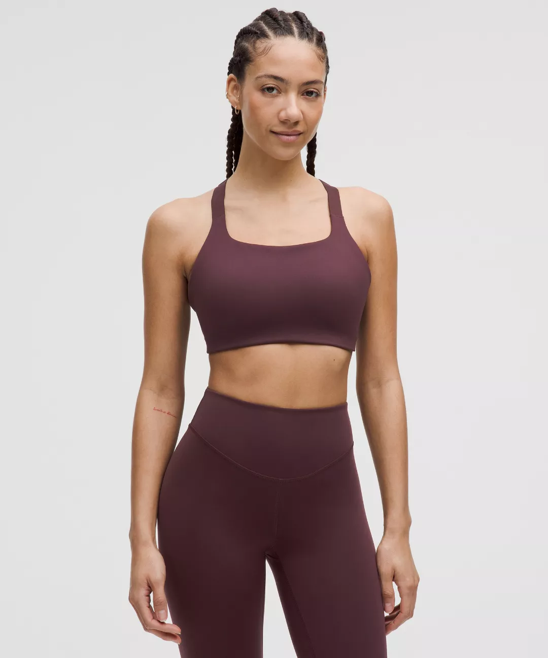 Ultralu Square-Neck Workout Bra *Medium Support, D/DD Cup