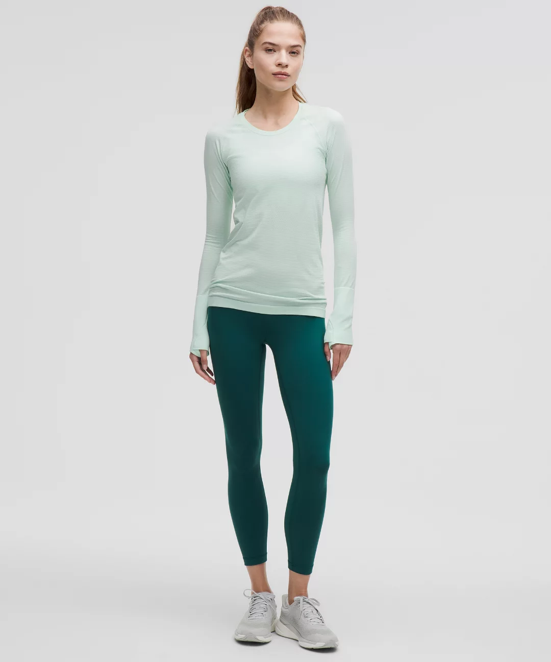 Swiftly Tech Long-Sleeve Shirt 2.0 *Hip Length