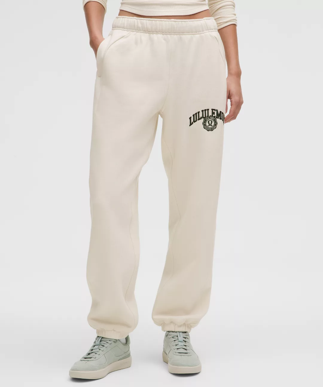 Scuba Mid-Rise Oversized Jogger *Graphic