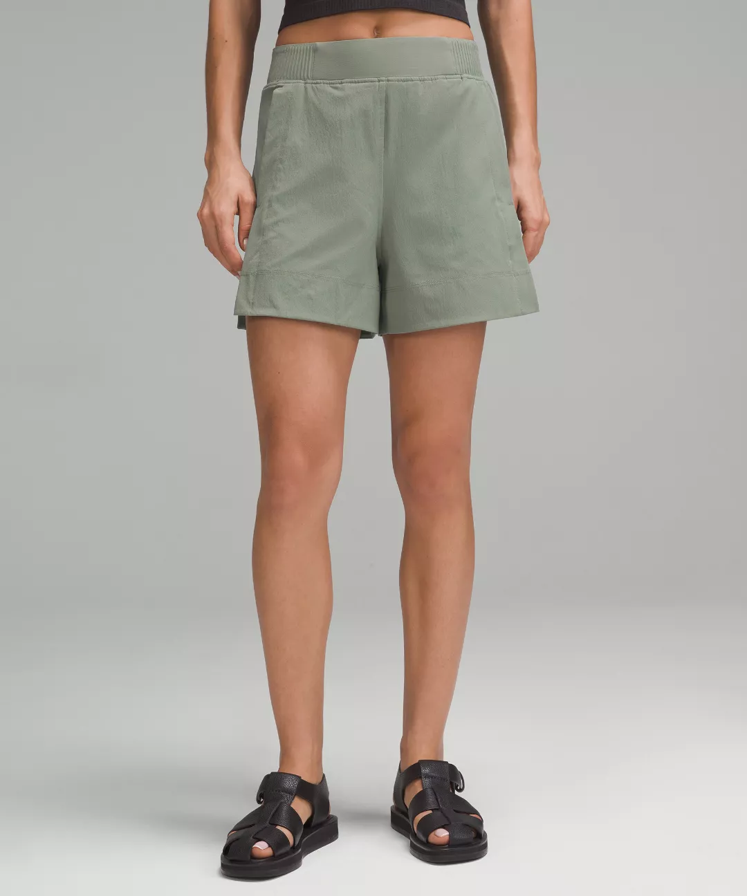 Stretch Woven Relaxed-Fit High-Rise Short 4"