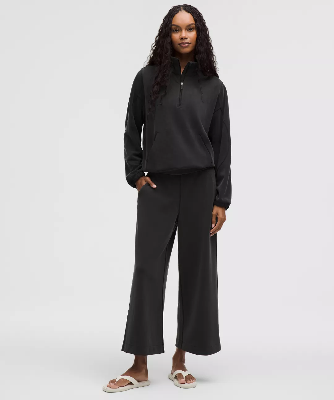 Softstreme High-Rise Wide-Leg Cropped Pant
