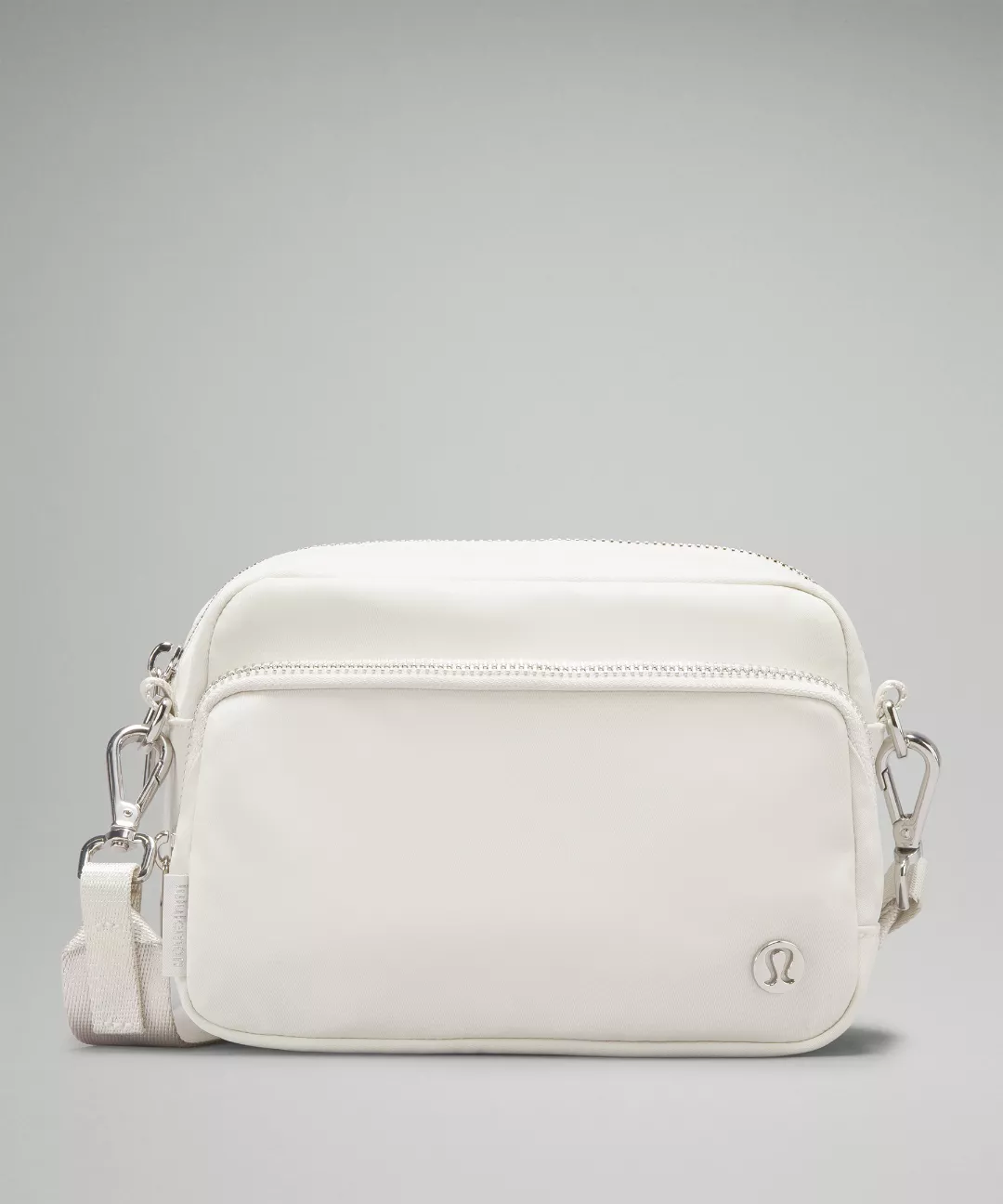 Everywhere Crossbody Bag 2L *Metal Hardware