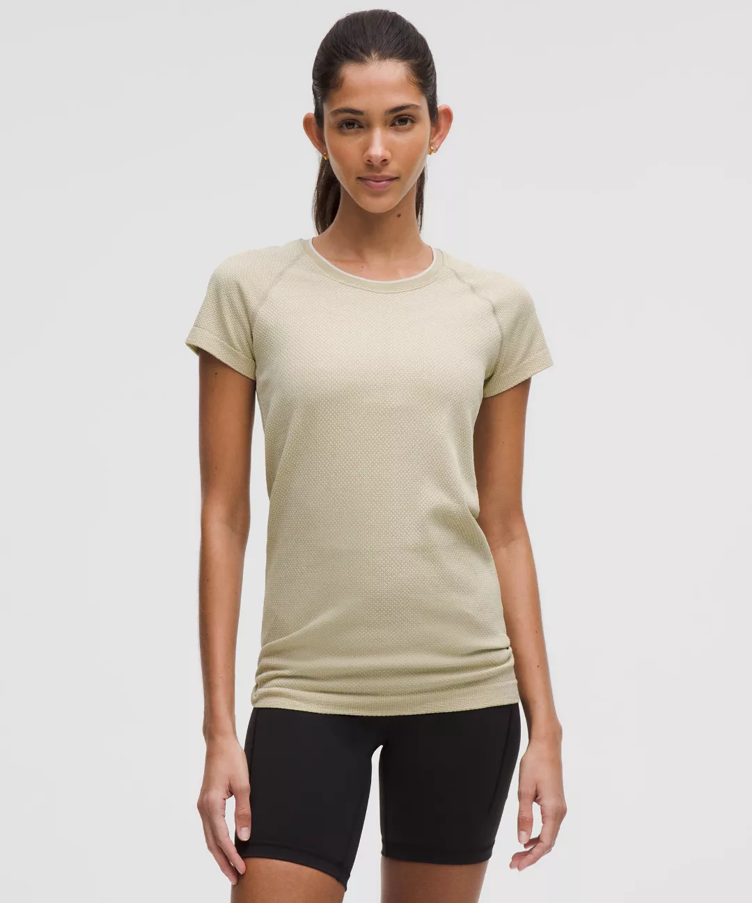Swiftly Tech Short-Sleeve Shirt 2.0 Hip Length *Textured Knit