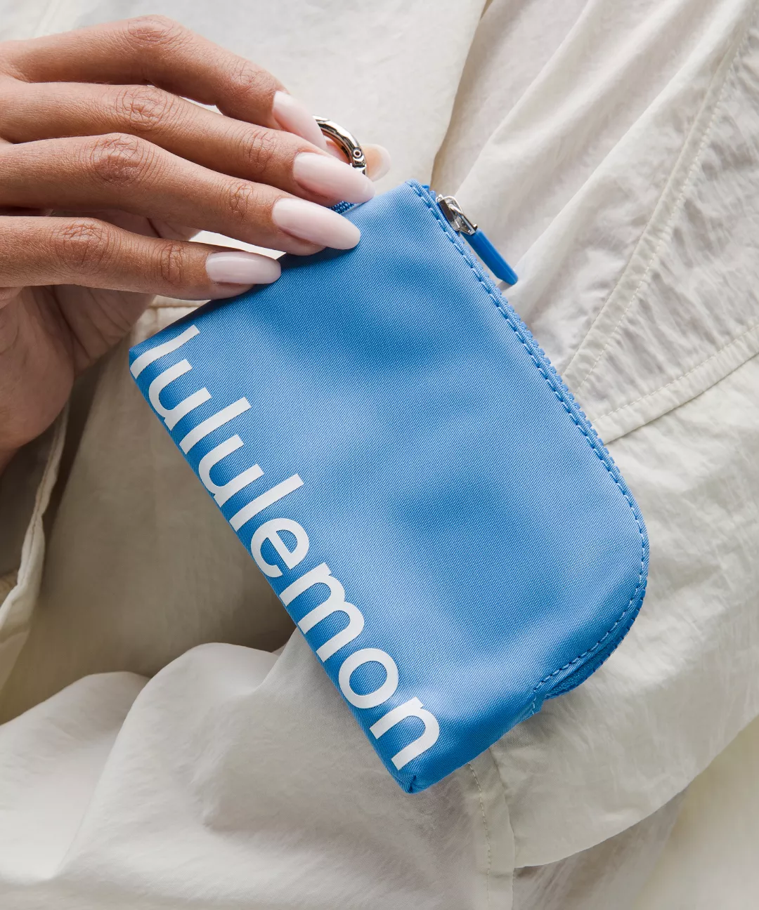 Clippable Card Pouch