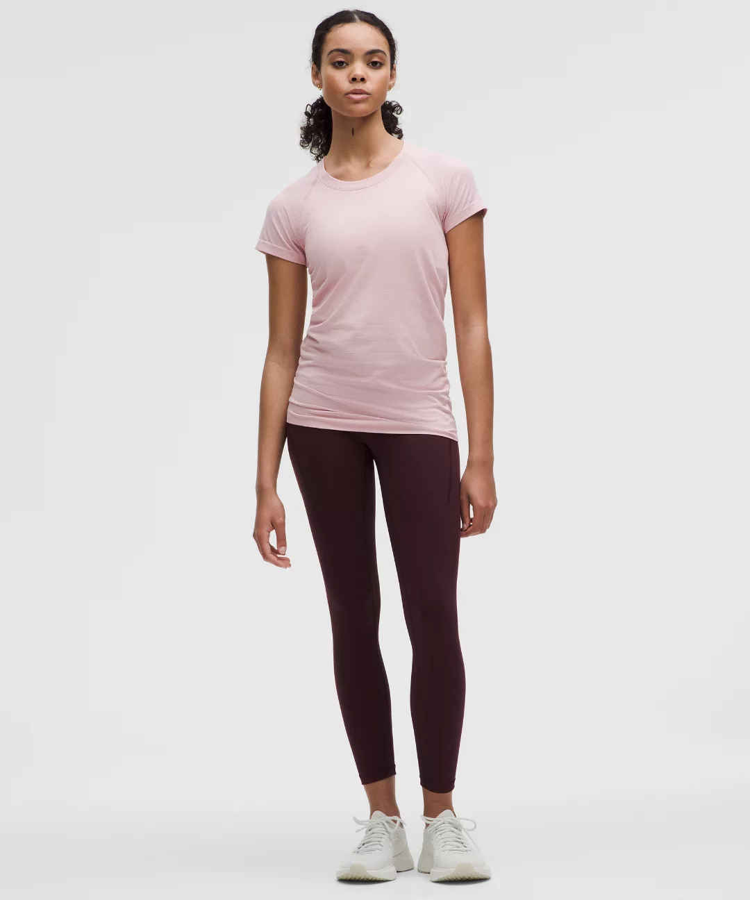 Swiftly Tech Short-Sleeve Shirt 2.0 *Hip Length