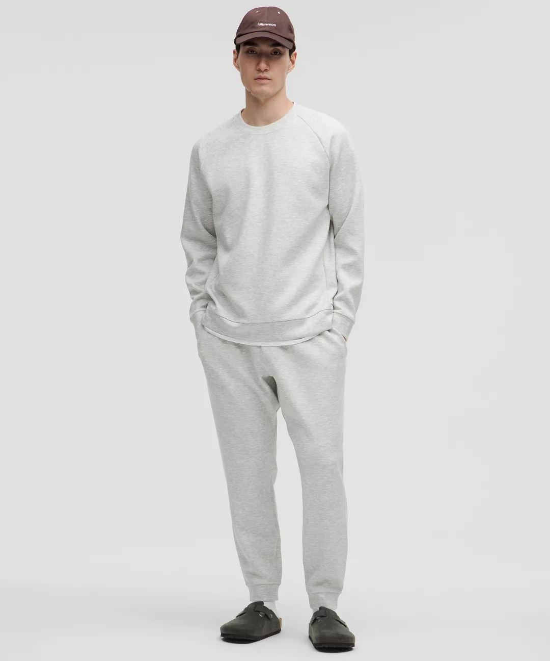 Smooth Spacer Classic-Fit Crew