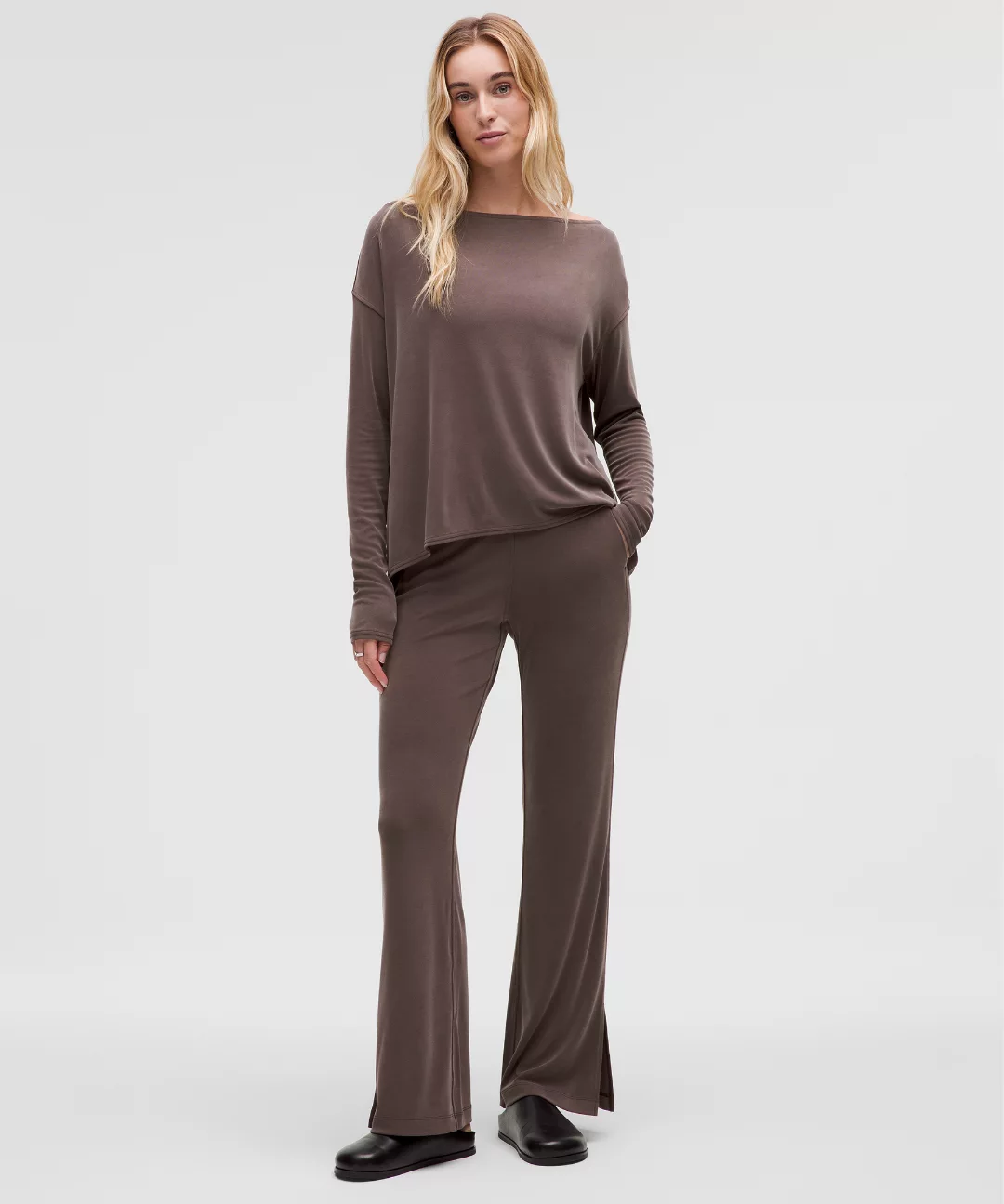 Drapey Softstreme Flared Pant