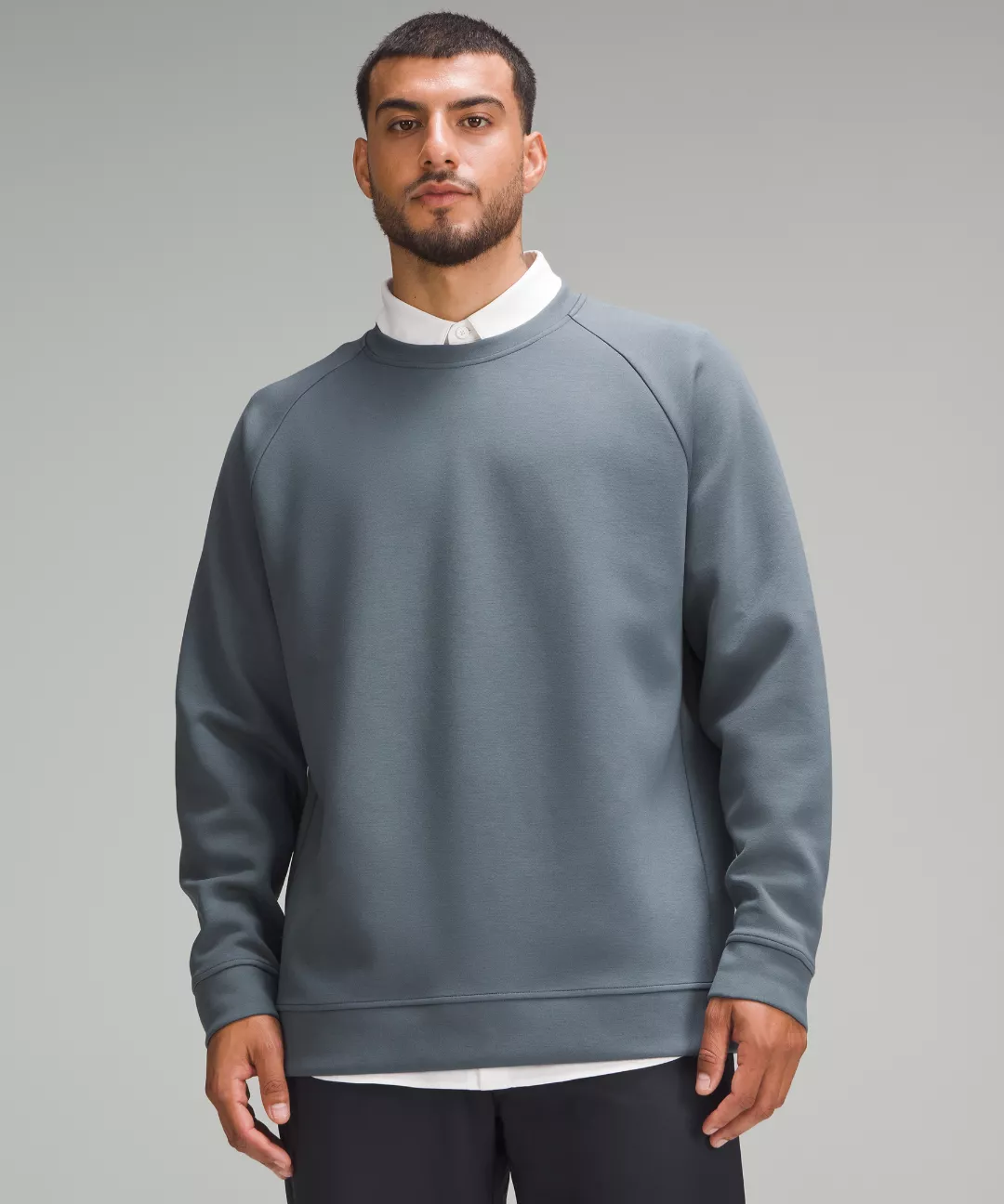 Smooth Spacer Classic-Fit Crew
