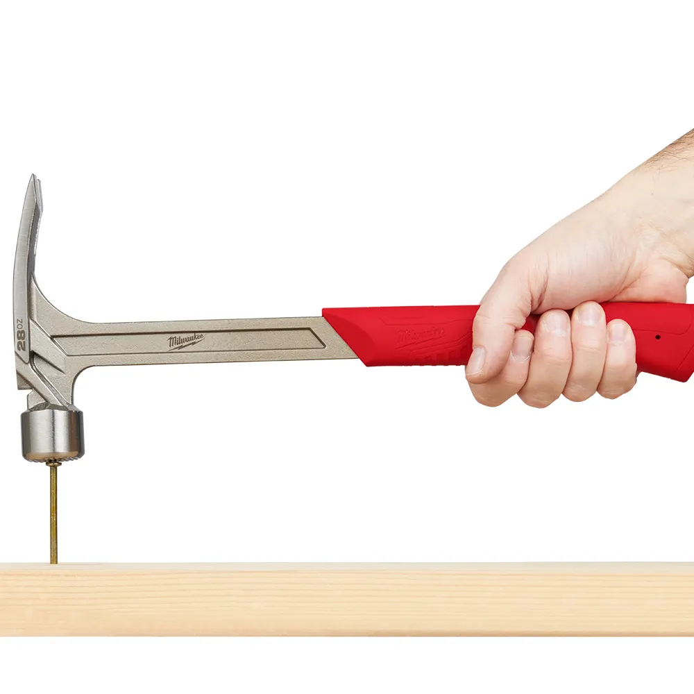 MILWAUKEE 28oz Milled Face Steel Framing Claw Hammer 48229029A