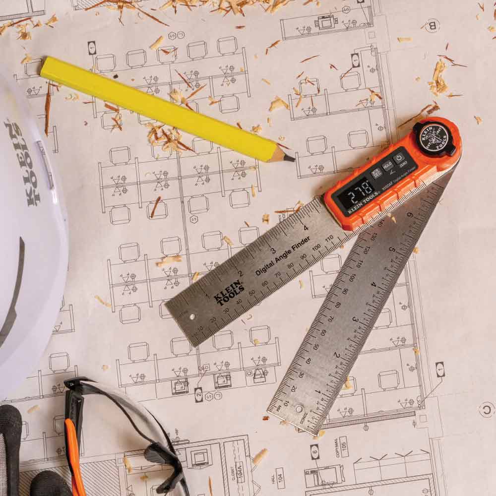 KLEIN 215mm +/- 0.2 Accuracy Digital Angle Ruler Level A-935DAF