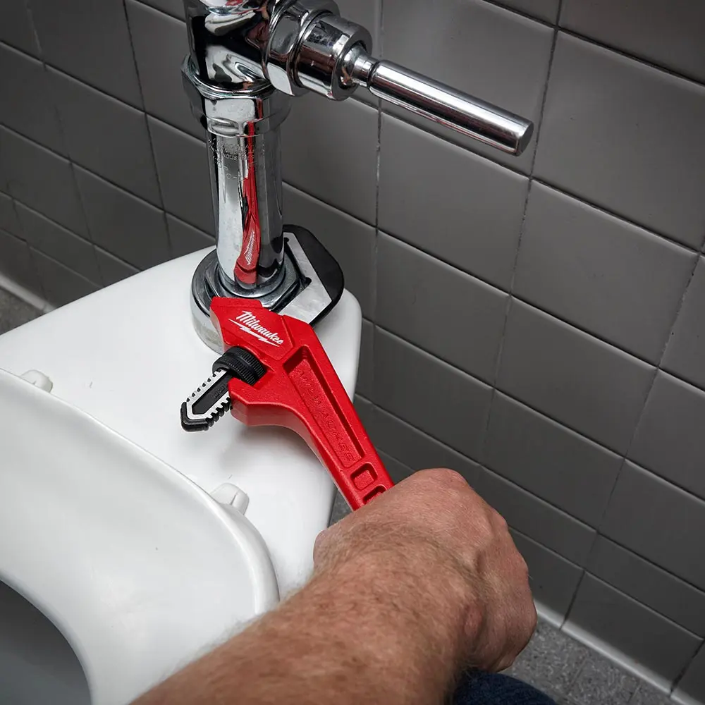 MILWAUKEE Steel Offset Hex Pipe Wrench 48227171