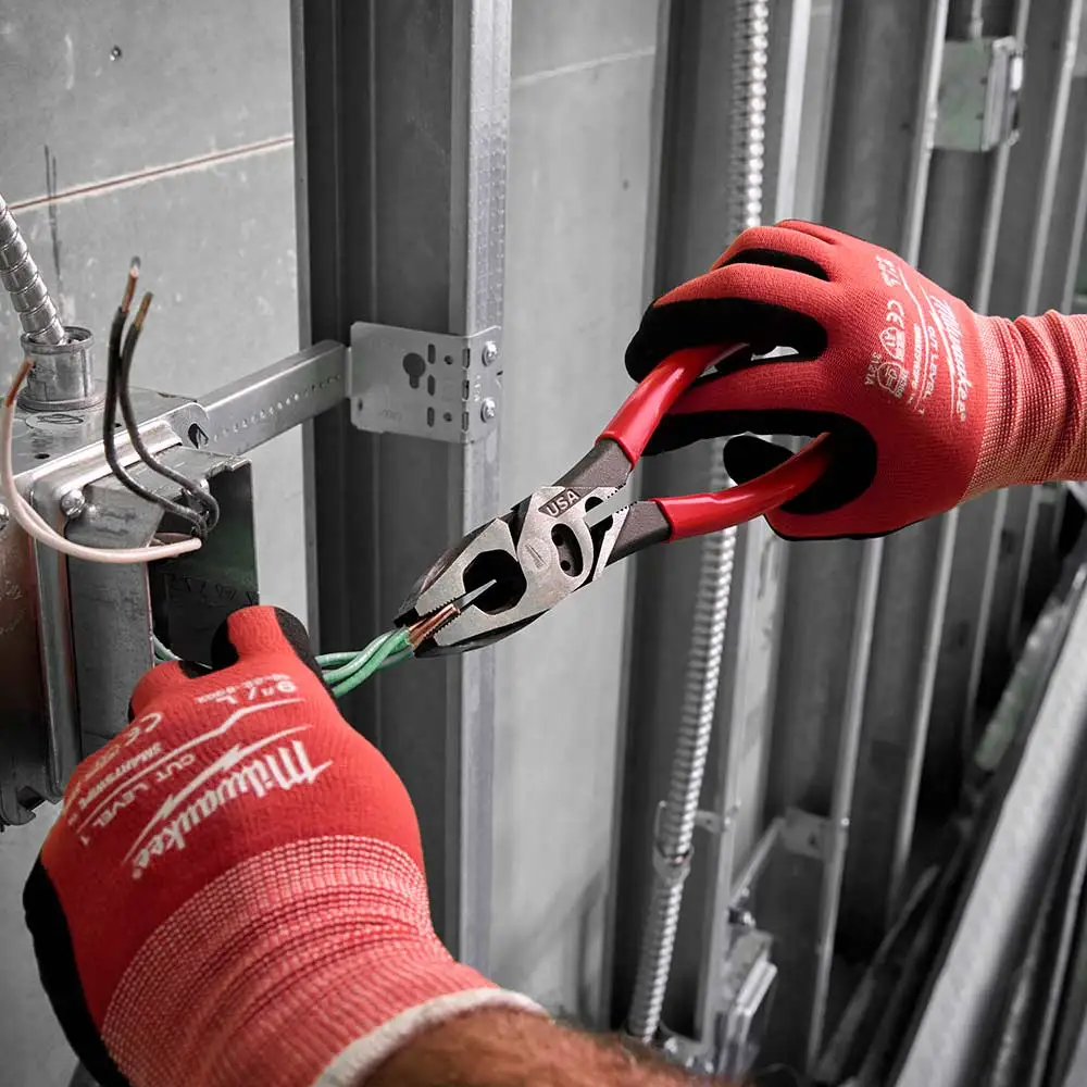 MILWAUKEE 228mm 9Inch USA Made Dipped Grip Linesman Pliers with Crimper MT500C